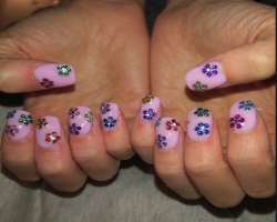 She is also a good nail artist.